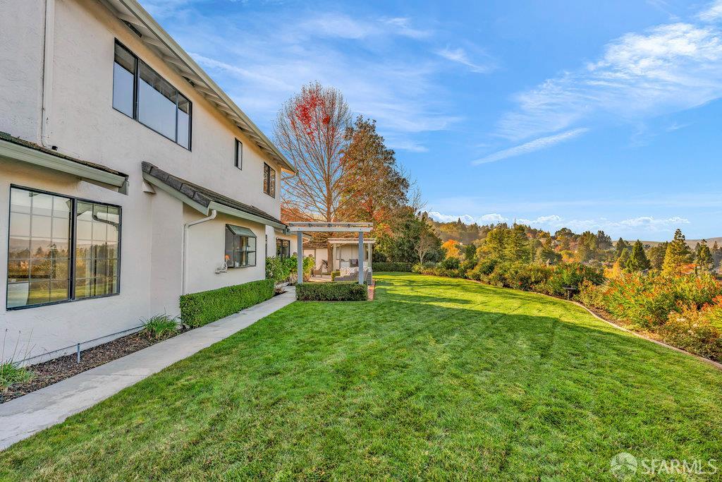 San Ramon, California 94583, United States, 4 Bedrooms Bedrooms, ,3 BathroomsBathrooms,Residential,Active,254073