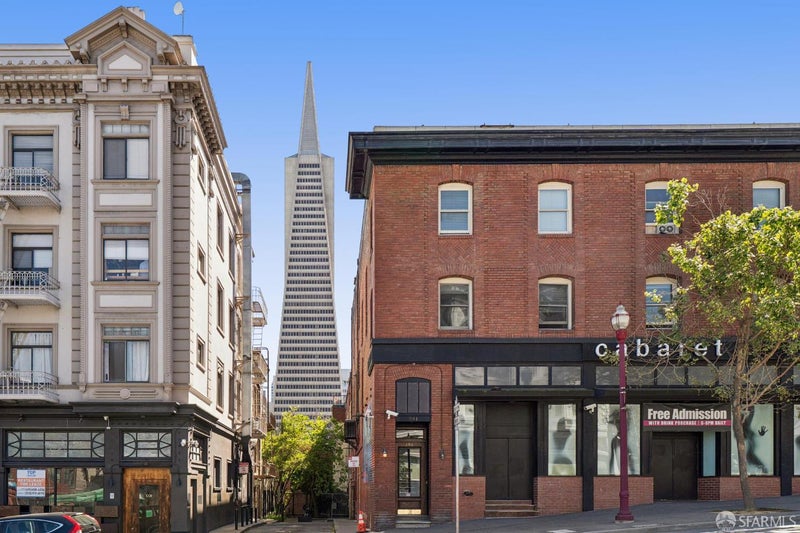381 Broadway