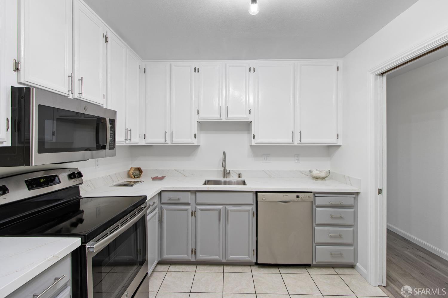1461 Broadway Street 205