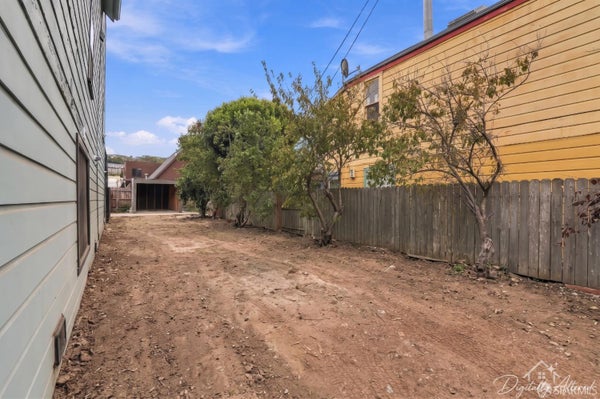 1200 SHAFTER AVE, SAN FRANCISCO, CA 94124 - Image 8287d622fe276287ee4a8bafd2e3bf58/3823579372