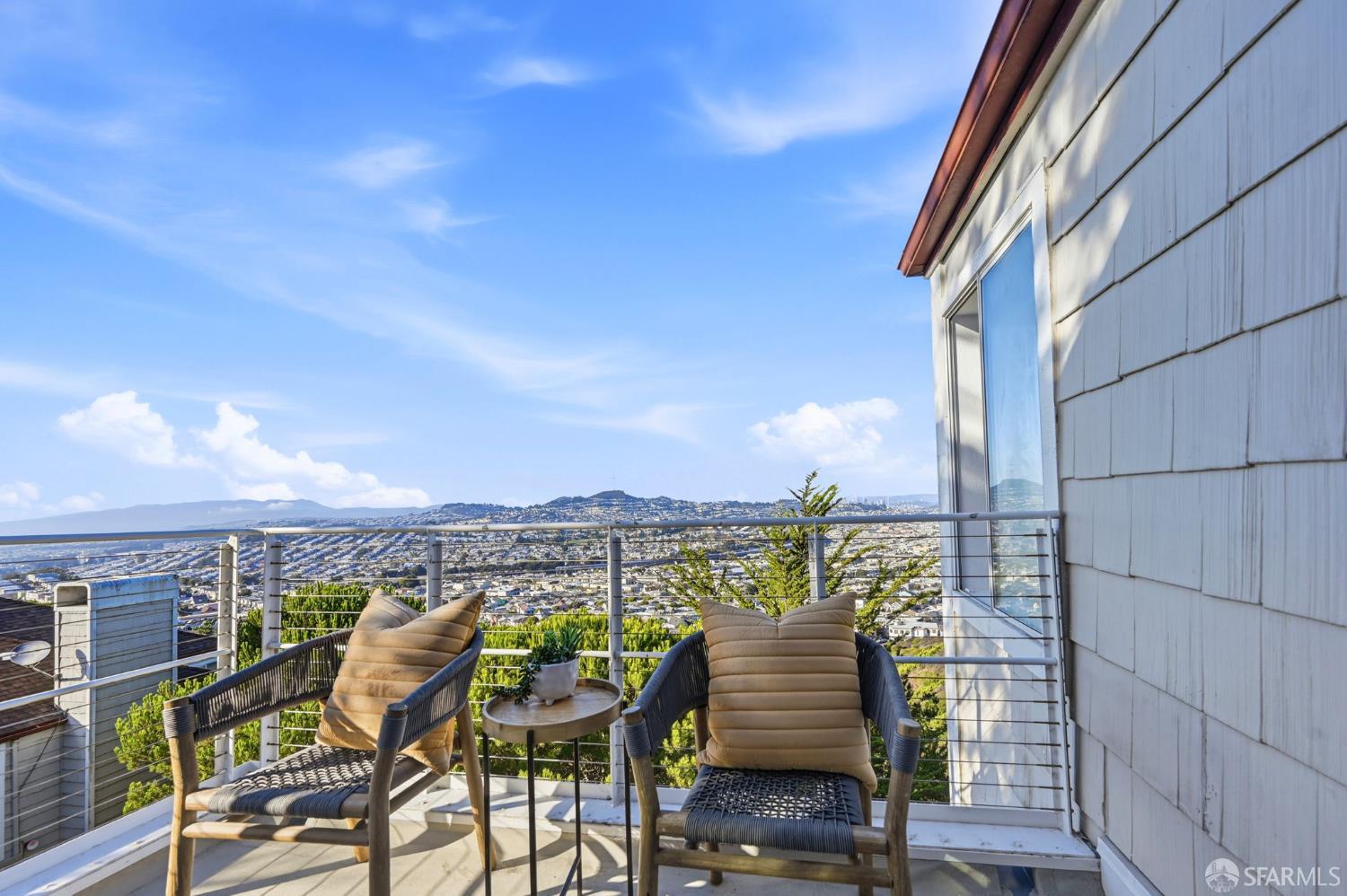 460 Pointe Pacific Drive 1