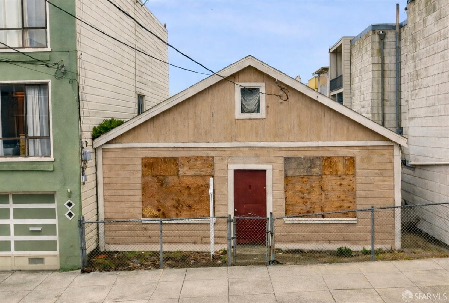 431 Plymouth Avenue
