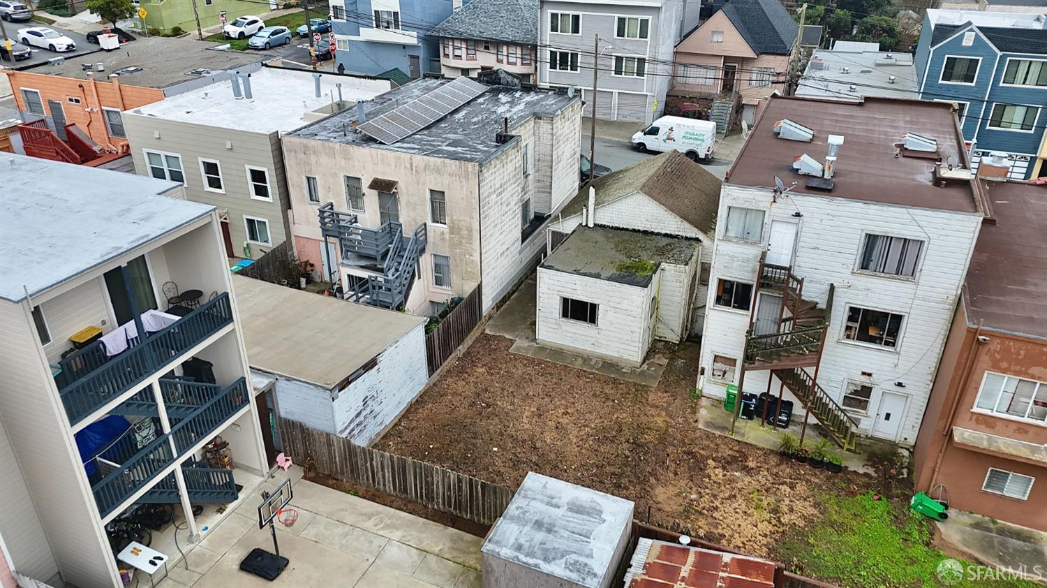 431 Plymouth Avenue