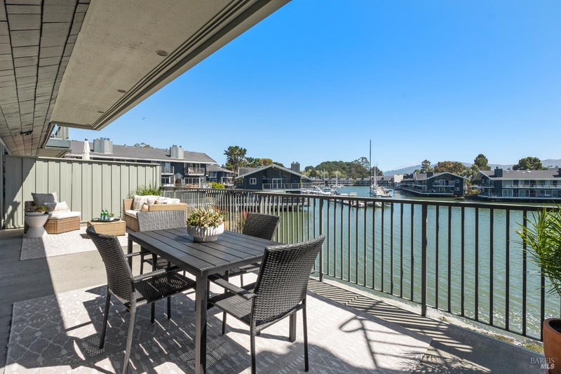 6 Greenwood Cove Drive C