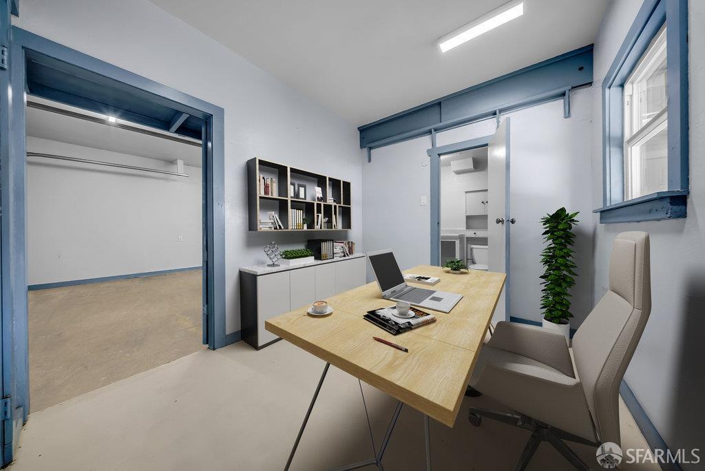 Alameda, California 94501, United States, 1 Bedroom Bedrooms, ,3 BathroomsBathrooms,Residential,Active,168041