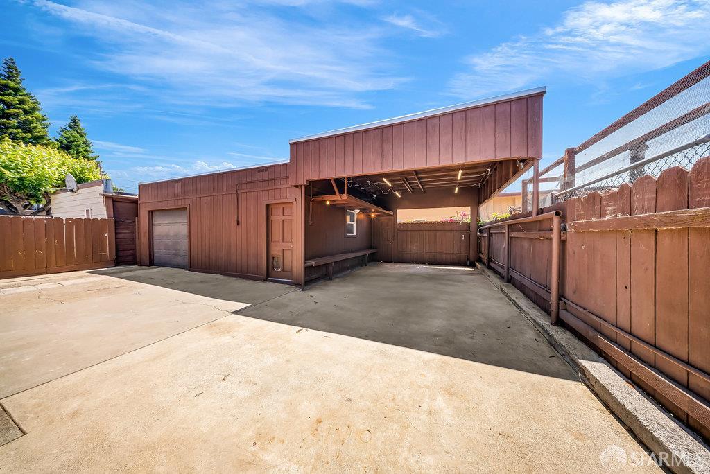 Alameda, California 94501, United States, 1 Bedroom Bedrooms, ,3 BathroomsBathrooms,Residential,Active,168041