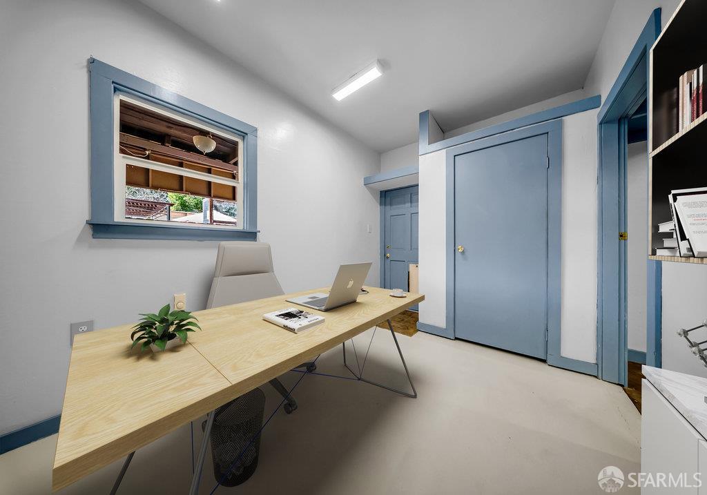 Alameda, California 94501, United States, 1 Bedroom Bedrooms, ,3 BathroomsBathrooms,Residential,Active,168041