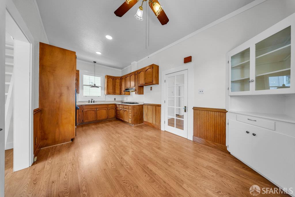 Alameda, California 94501, United States, 1 Bedroom Bedrooms, ,3 BathroomsBathrooms,Residential,Active,168041