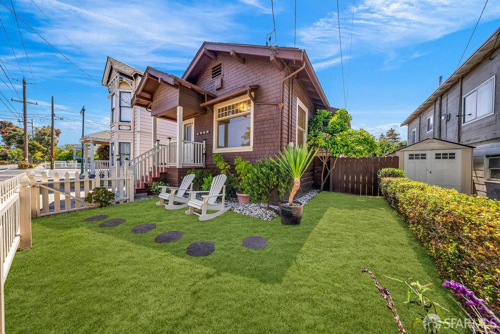 Alameda, California 94501, United States, 1 Bedroom Bedrooms, ,3 BathroomsBathrooms,Residential,Active,168041