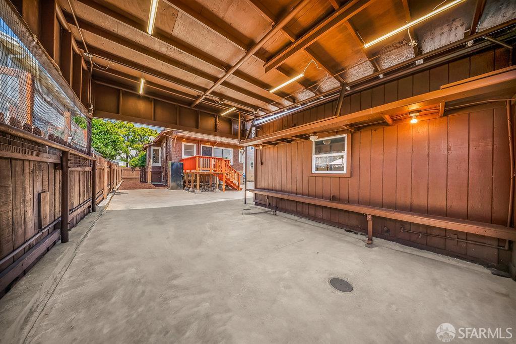 Alameda, California 94501, United States, 1 Bedroom Bedrooms, ,3 BathroomsBathrooms,Residential,Active,168041