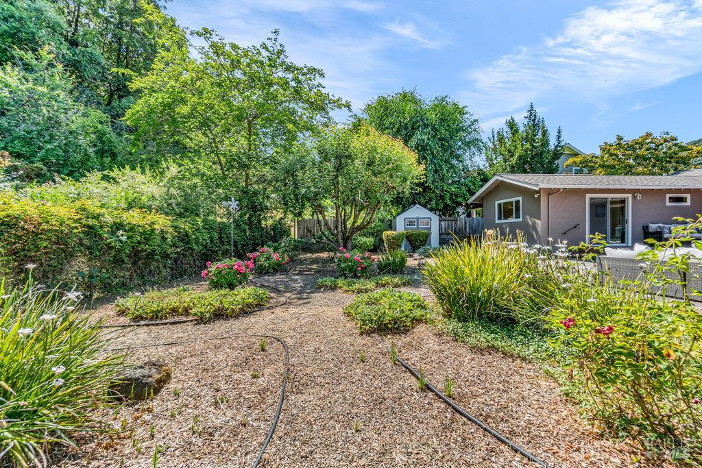 San Rafael, California 94901, United States, 3 Bedrooms Bedrooms, ,2 BathroomsBathrooms,Residential,Active,151314