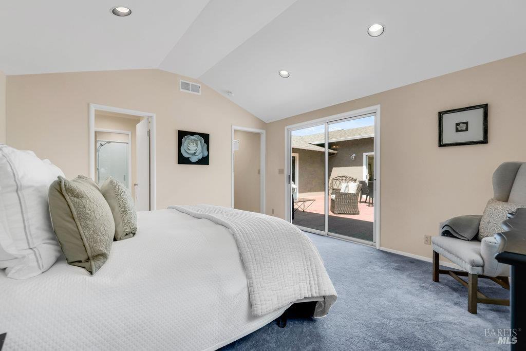 San Rafael, California 94901, United States, 3 Bedrooms Bedrooms, ,2 BathroomsBathrooms,Residential,Active,151314