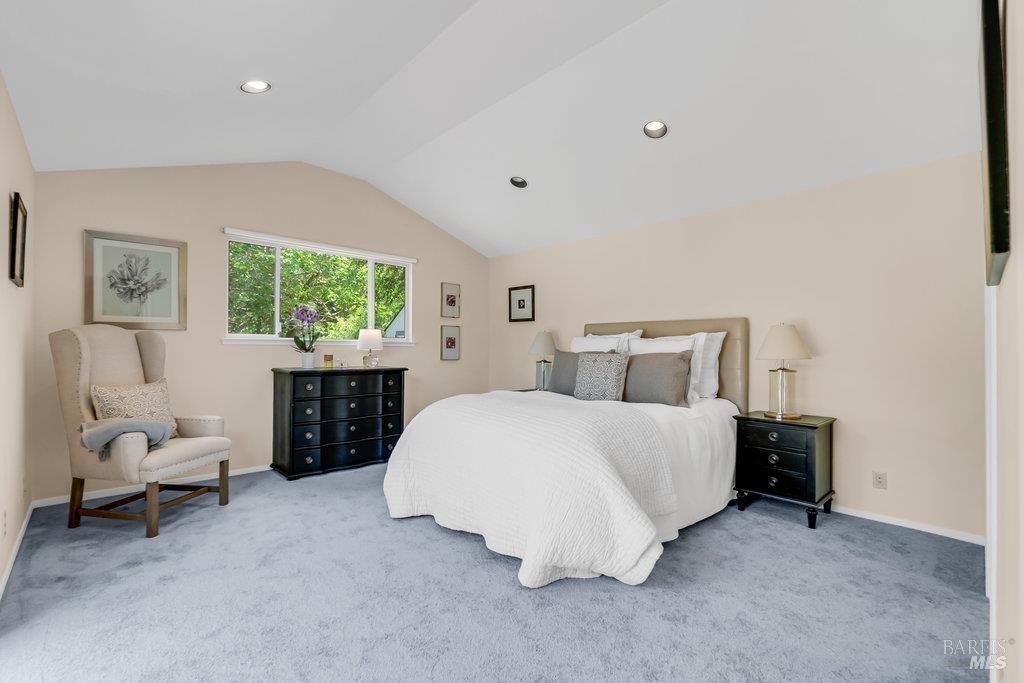 San Rafael, California 94901, United States, 3 Bedrooms Bedrooms, ,2 BathroomsBathrooms,Residential,Active,151314