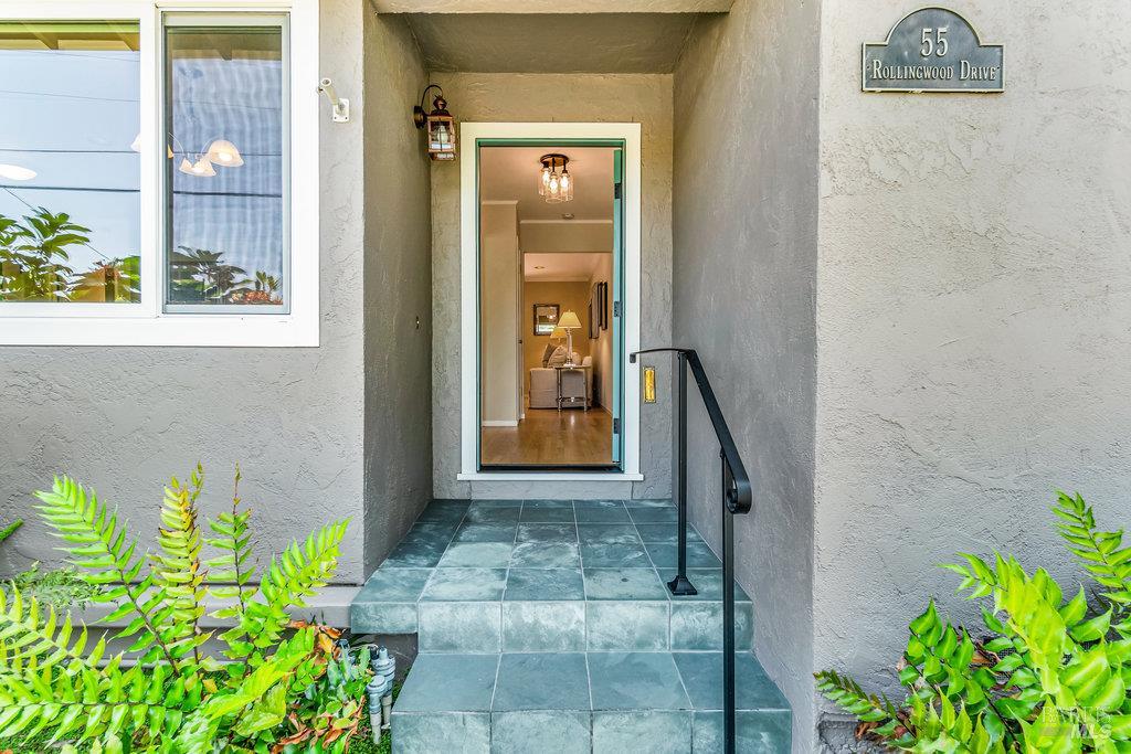 San Rafael, California 94901, United States, 3 Bedrooms Bedrooms, ,2 BathroomsBathrooms,Residential,Active,151314