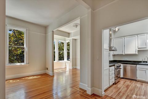 2 beds bed, 2 baths bath property at 656 Hayes Street, San Francisco, CA 94102