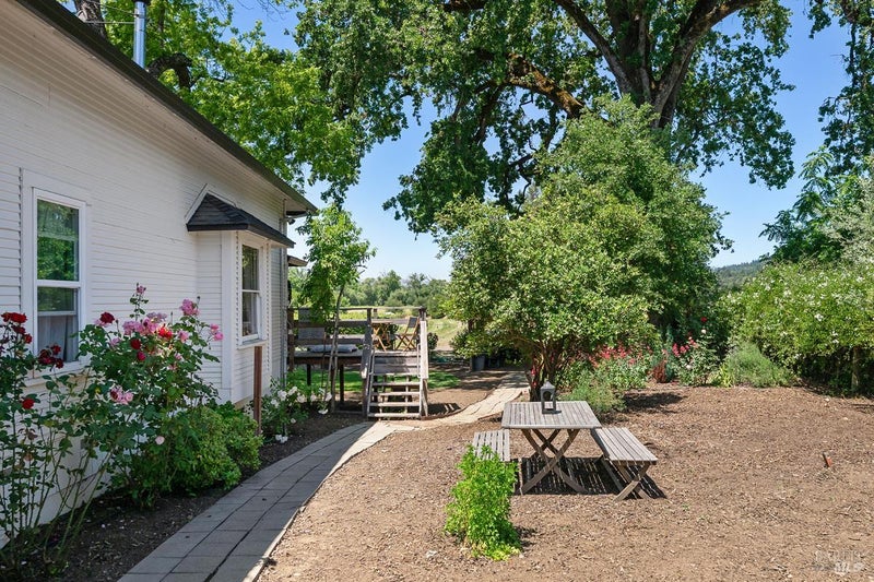 5091 Dry Creek Road