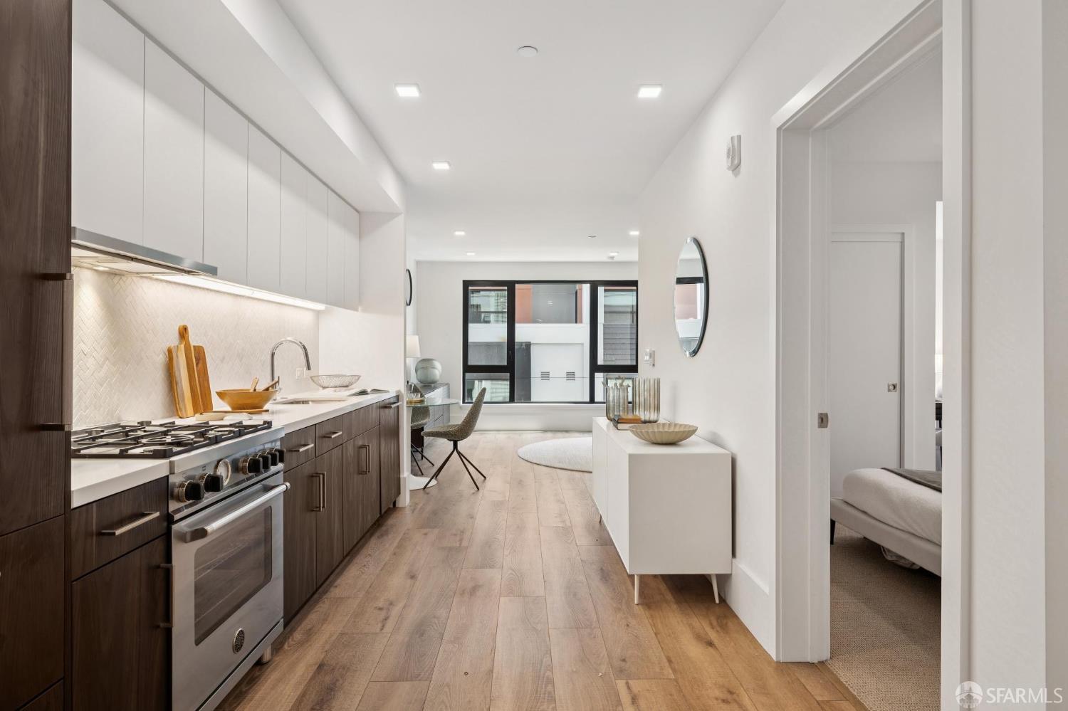 1288 Howard Street 308