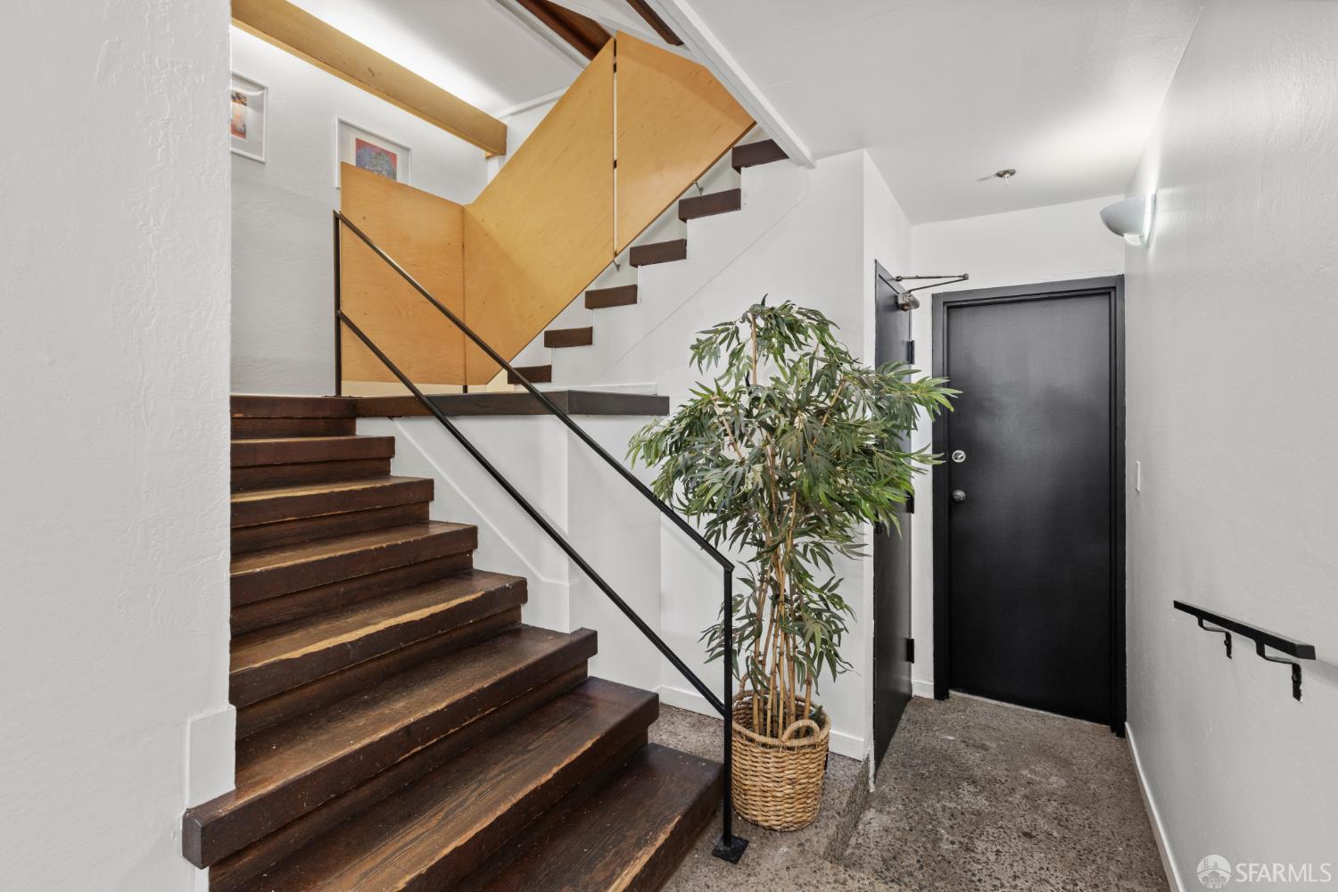 1919 20th Street 2