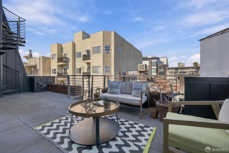 476 Linden Street