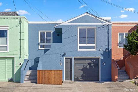 Photo of 1674 47th Avenue, San Francisco, CA 94122 (MLS # 425081763)