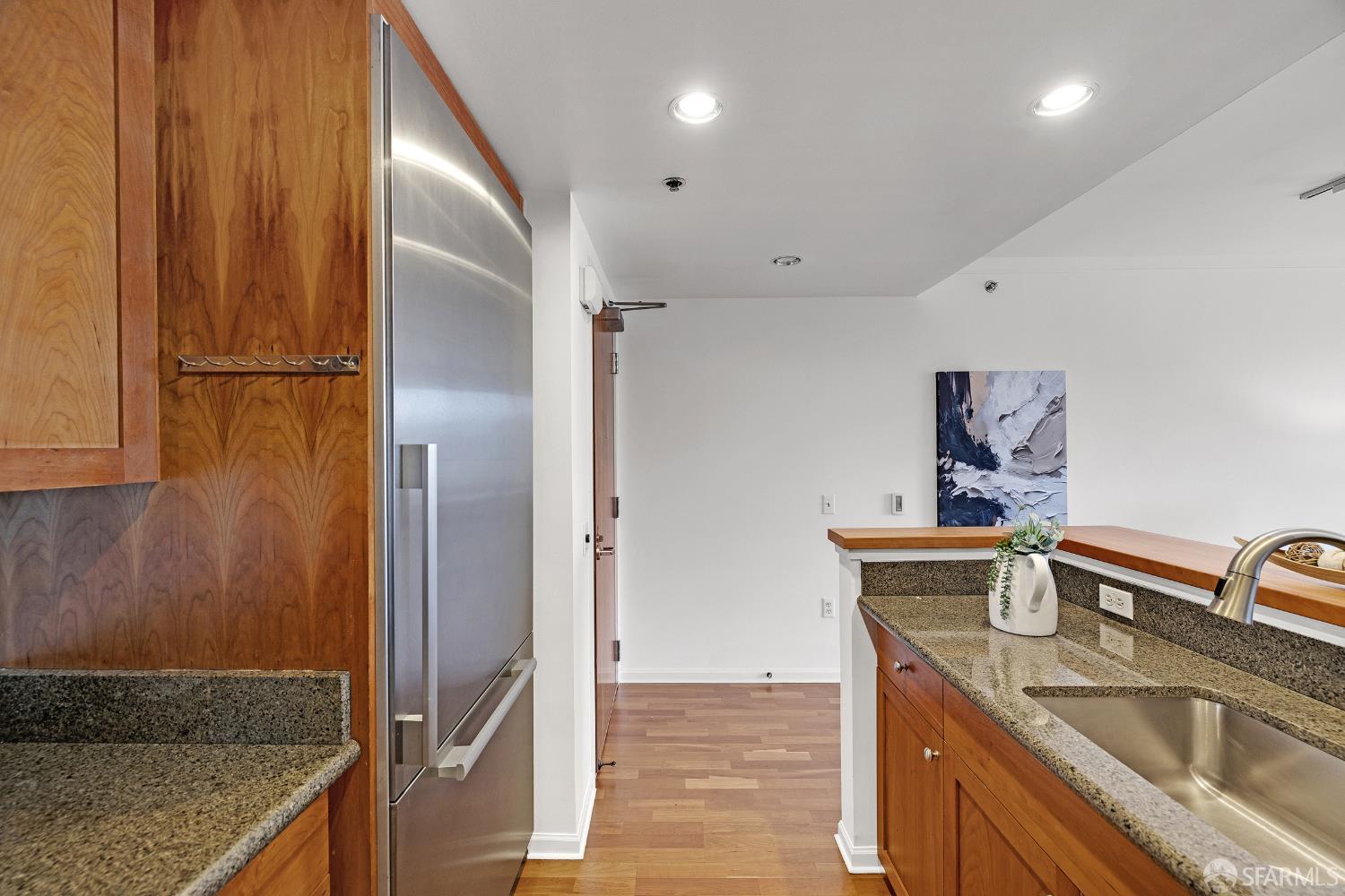 1701 Jackson Street 802