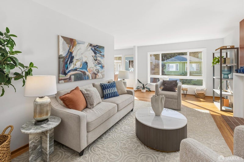 15 Dellbrook Avenue