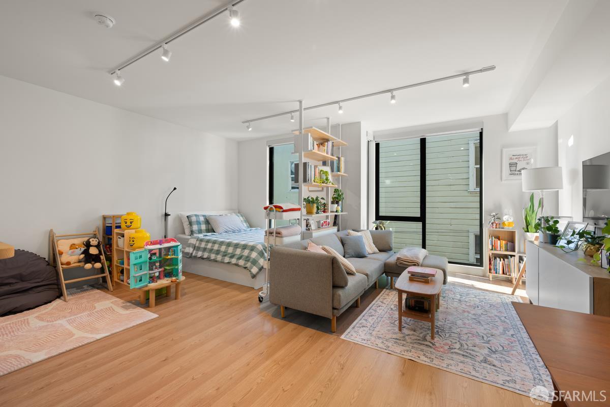 100 Duboce Avenue 306