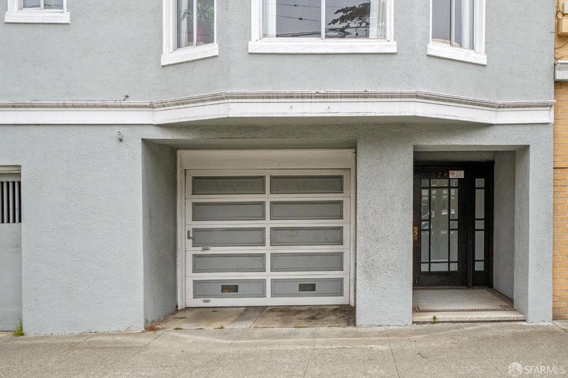 724 8th Avenue