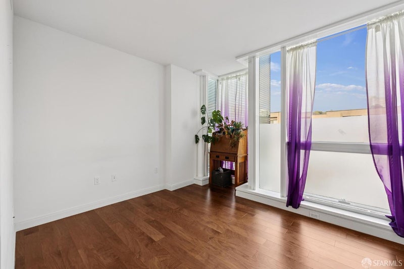 555 Fulton Street 209
