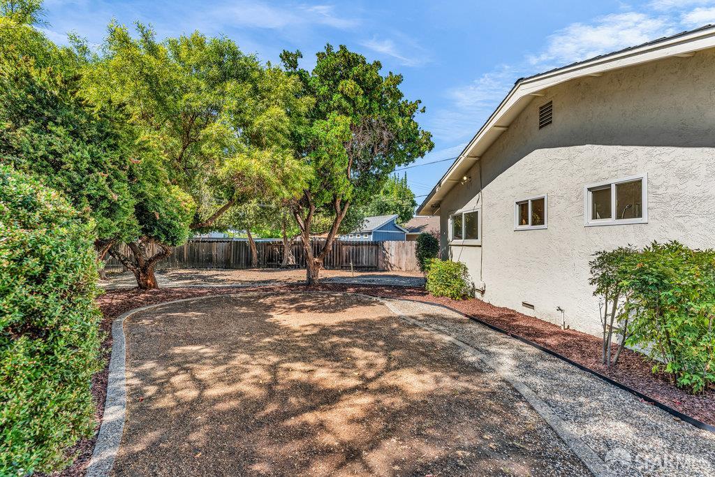 Concord, California 94518, United States, 3 Bedrooms Bedrooms, ,2 BathroomsBathrooms,Residential,Active,195397