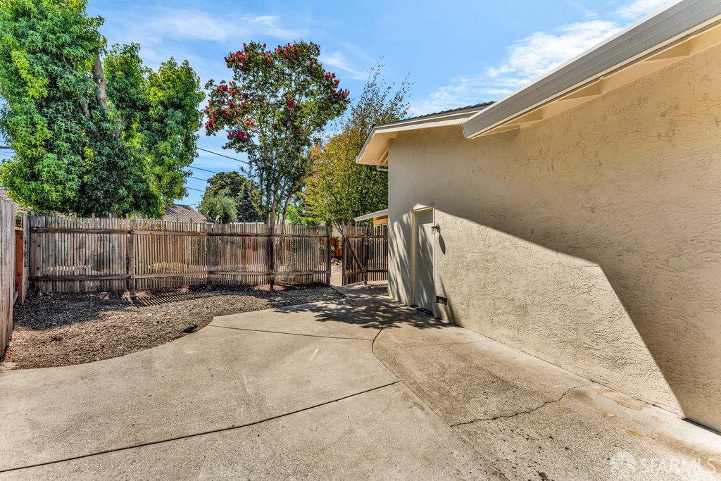 Concord, California 94518, United States, 3 Bedrooms Bedrooms, ,2 BathroomsBathrooms,Residential,Active,195397