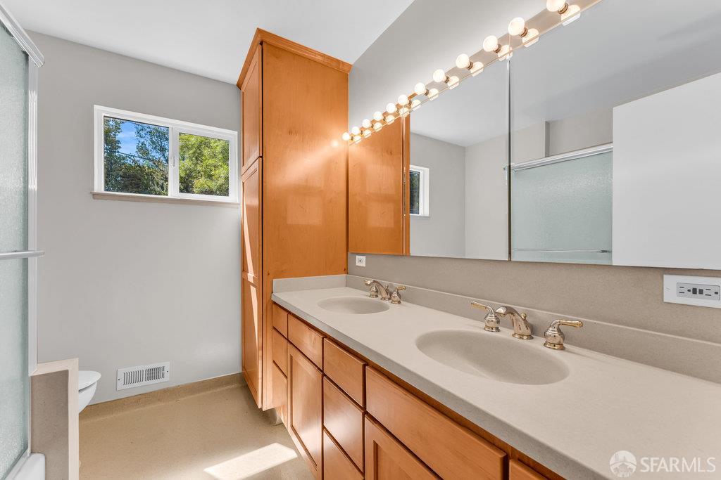 Concord, California 94518, United States, 3 Bedrooms Bedrooms, ,2 BathroomsBathrooms,Residential,Active,195397