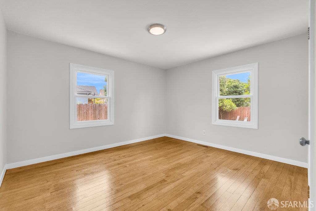 Richmond, California 94804, United States, 3 Bedrooms Bedrooms, ,1 BathroomBathrooms,Residential,Pending,154825