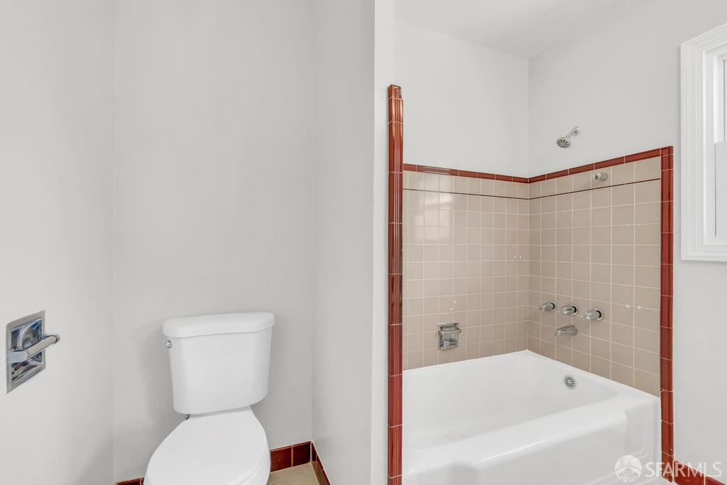 Richmond, California 94804, United States, 3 Bedrooms Bedrooms, ,1 BathroomBathrooms,Residential,Pending,154825