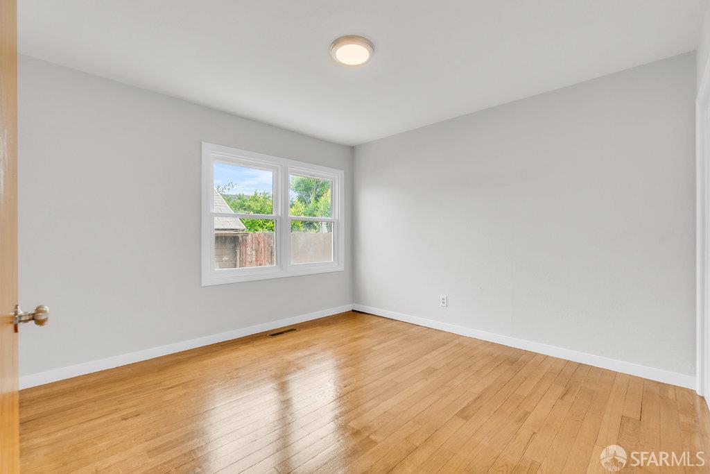 Richmond, California 94804, United States, 3 Bedrooms Bedrooms, ,1 BathroomBathrooms,Residential,Pending,154825