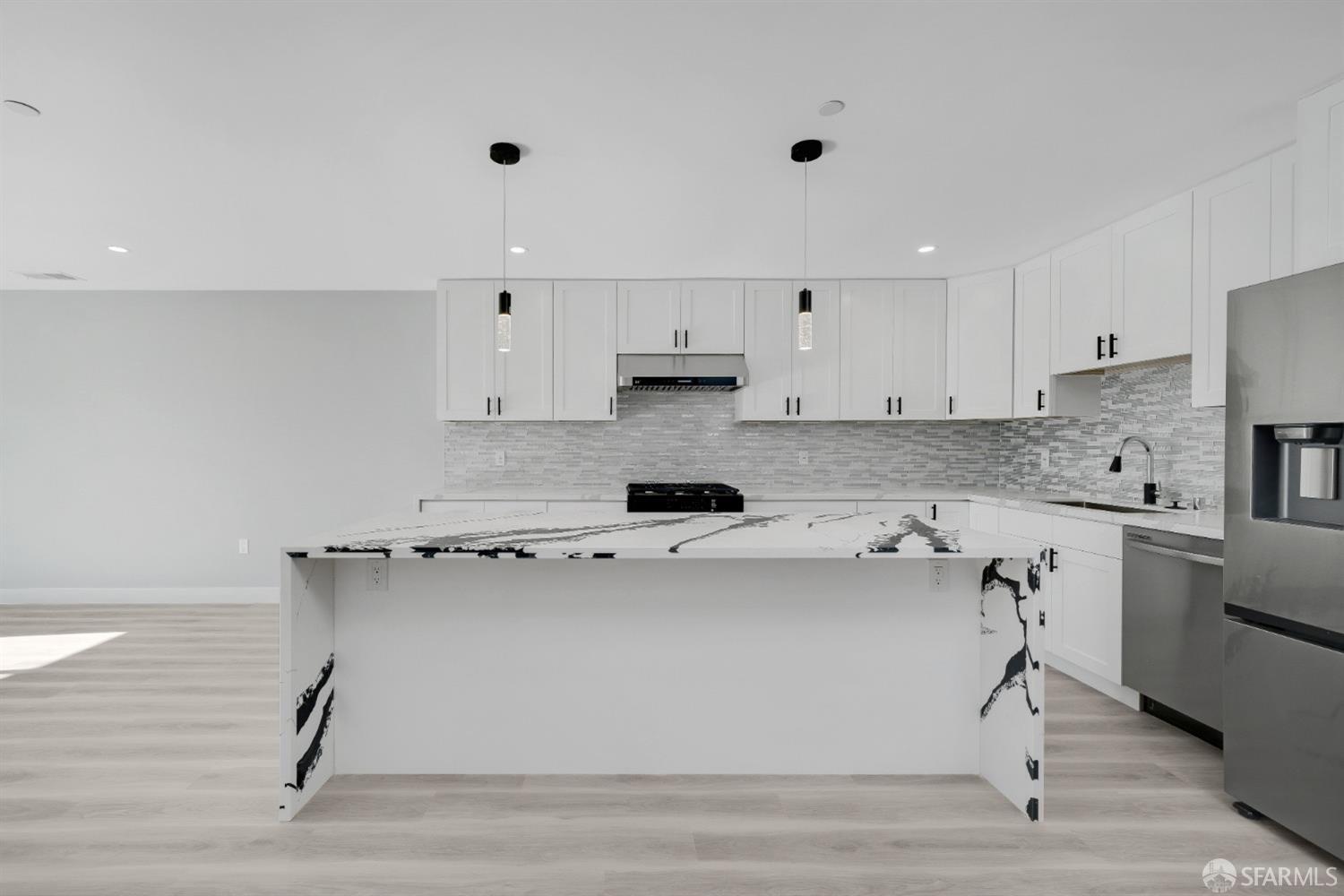 1640-1644 Taraval Street