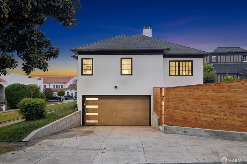 135 San Rafael Way