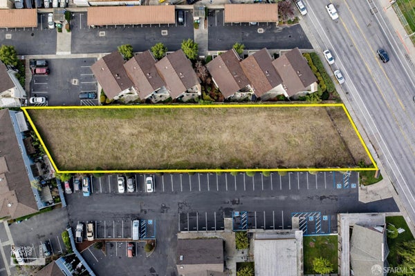 874 LEWELLING BLVD, SAN LEANDRO, CA 94579 - Image 8e3d447cf66d70362322cf9e36249223/2152389055