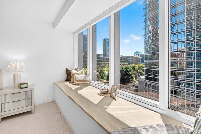 301 Mission Street 14J