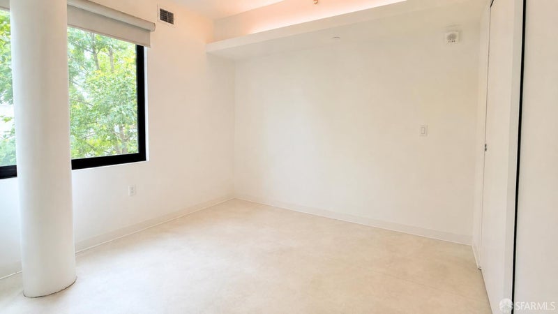 400 Grove Street 305