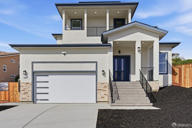 24552 Karina Court
