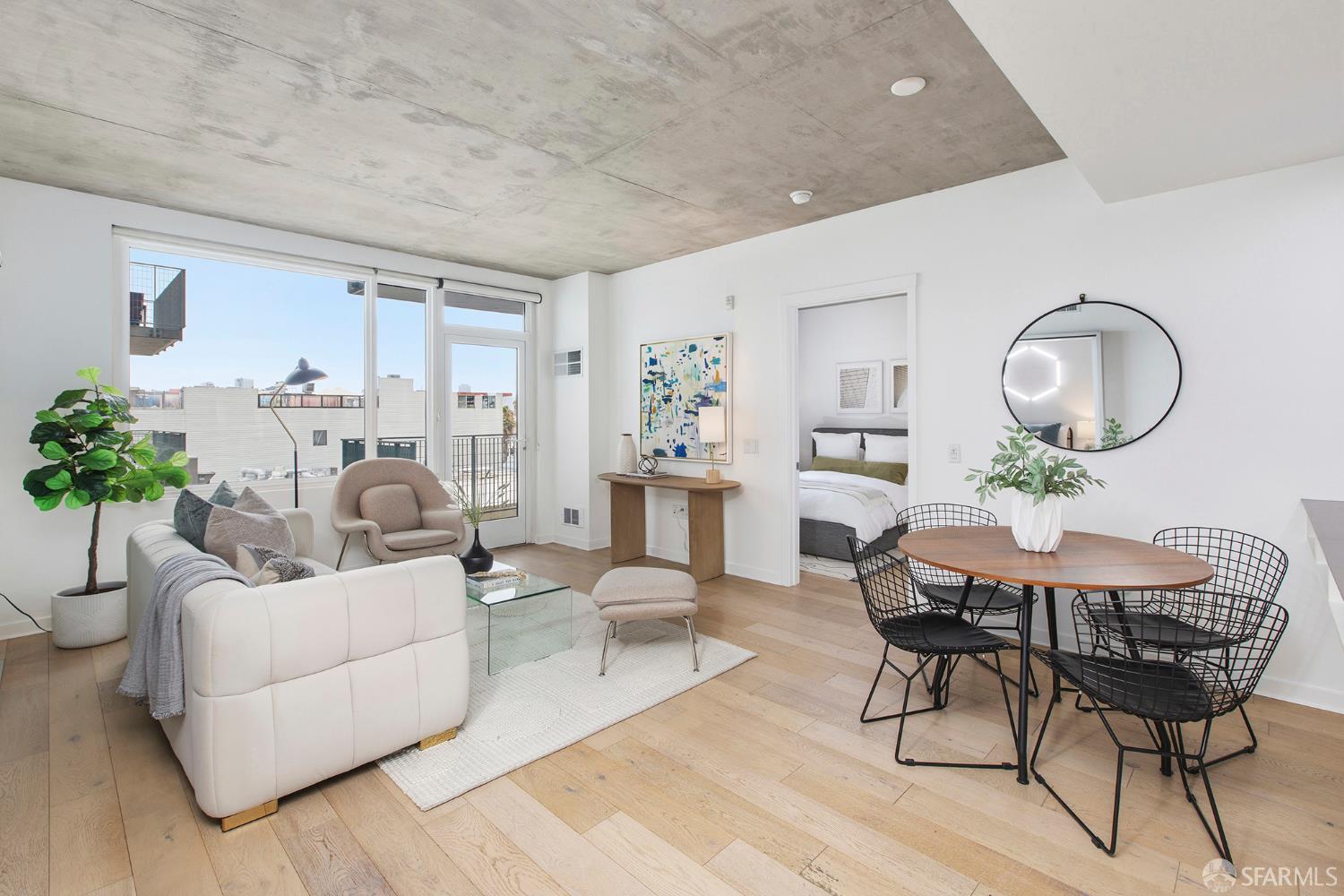 45 Bartlett Street 408