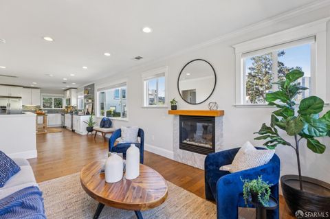 Photo of 165 W Macarthur Boulevard, Oakland, CA 94611 (MLS # 425084829) Photo of 165 W Macarthur Boulevard, Oakland, CA 94611 (MLS # 425084829)