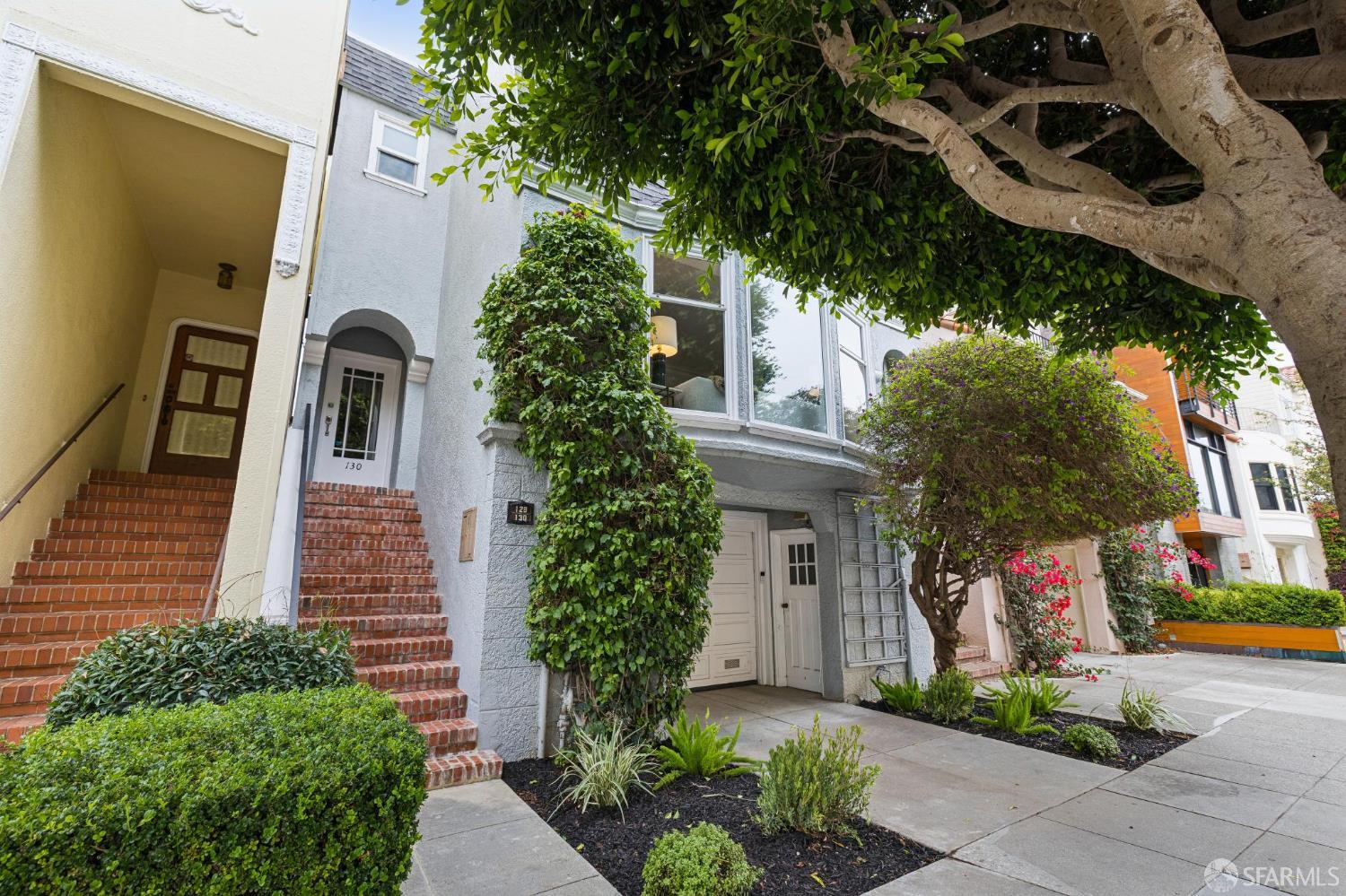 128 Cervantes Boulevard