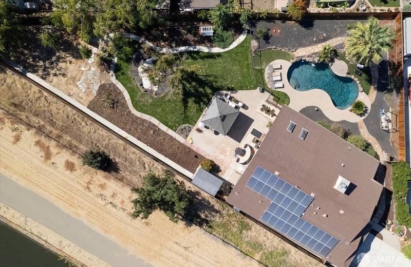 4225 Rio Vista Place