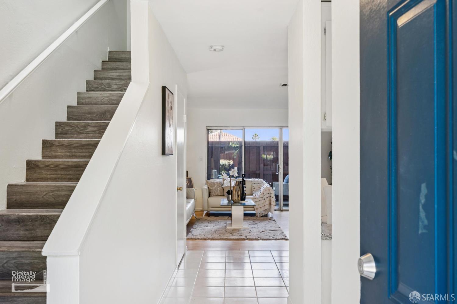 1009 Murrieta Boulevard 7