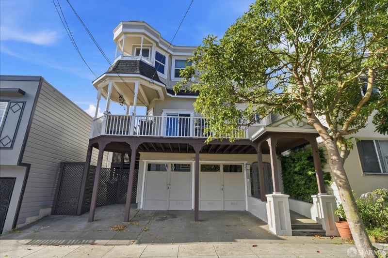 445 Lawton Street