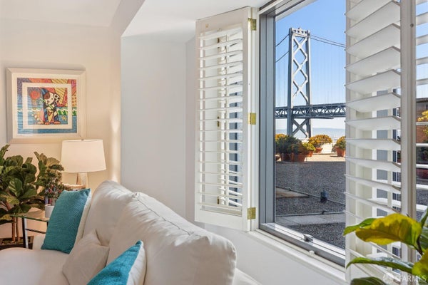 75 FOLSOM ST APT 801, SAN FRANCISCO, CA 94105 - Image 93269bc0af551dba6359228c9ee8f80c/2705653182
