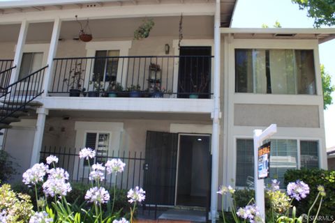 Property photo of 60 Muirfield Court, San Jose, CA 95116