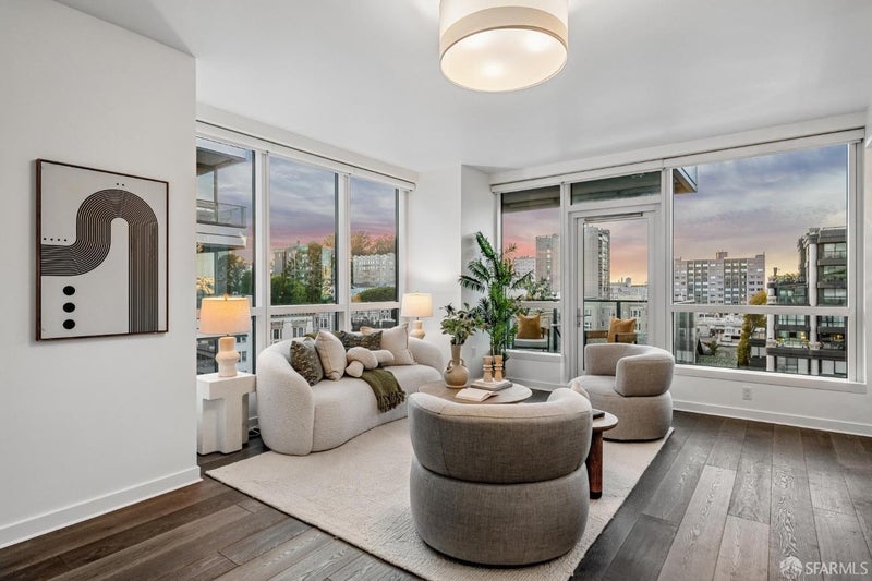 1688 Pine Street E1111
